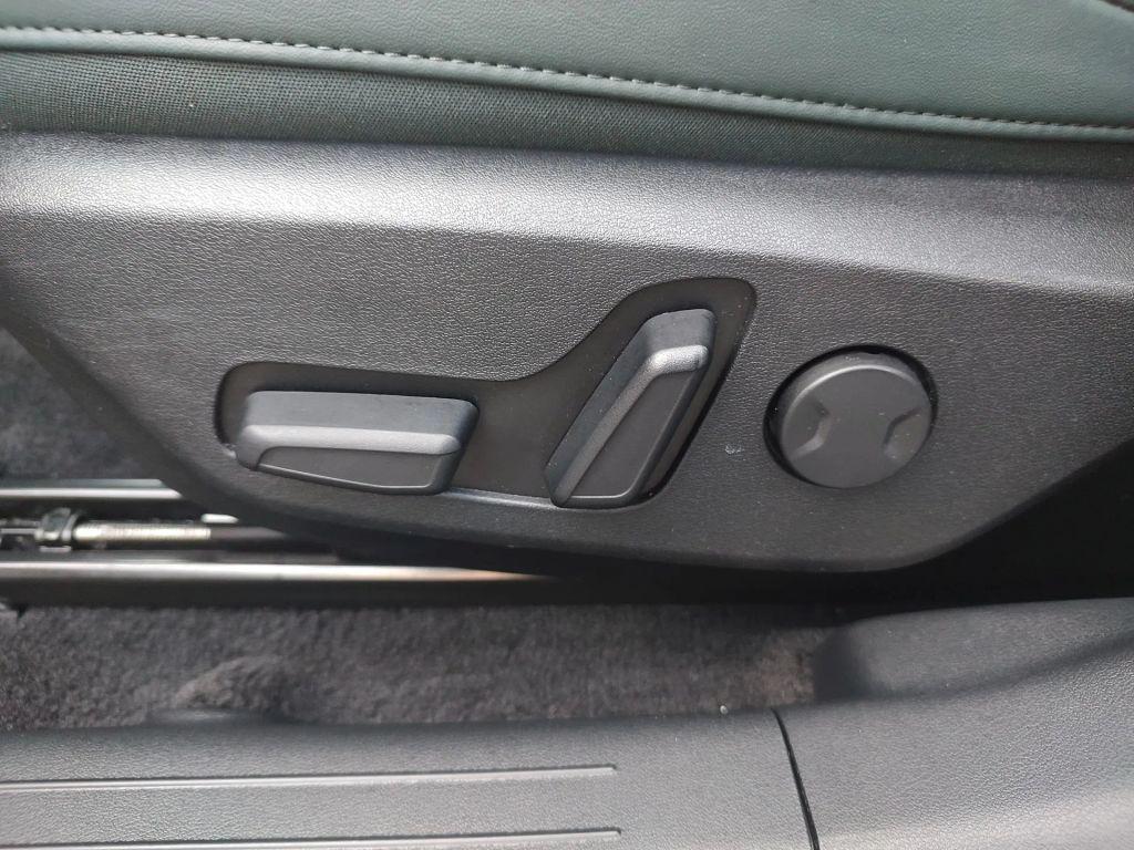 used 2022 Kia EV6 car, priced at $29,990