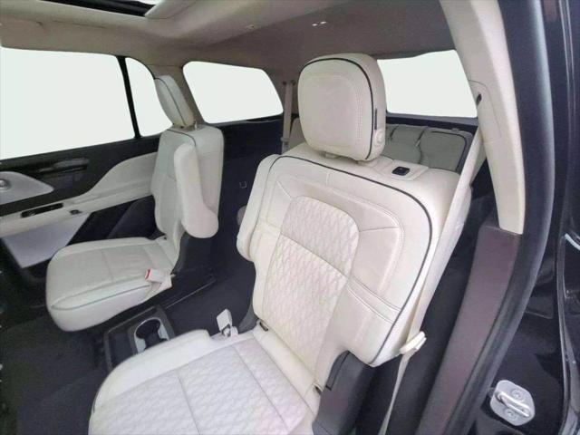 used 2020 Lincoln Aviator car, priced at $39,990
