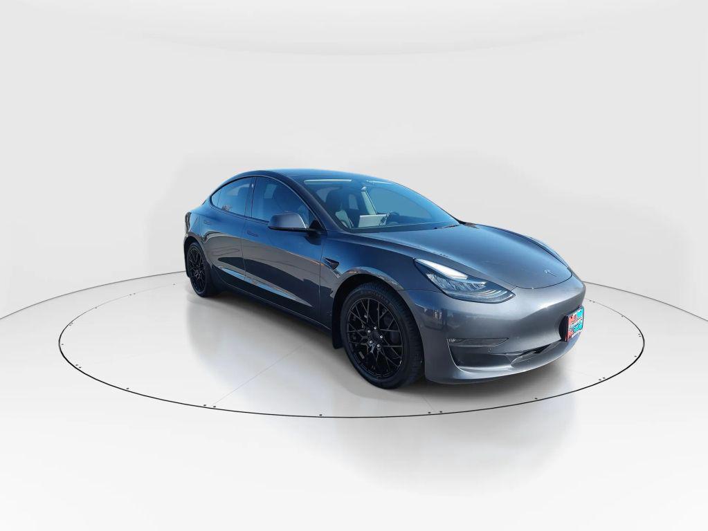 used 2022 Tesla Model 3 car, priced at $27,990