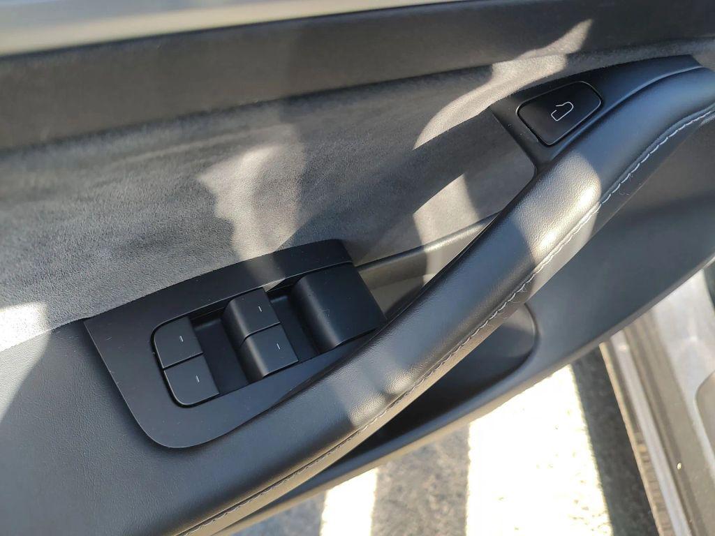 used 2022 Tesla Model 3 car, priced at $27,990