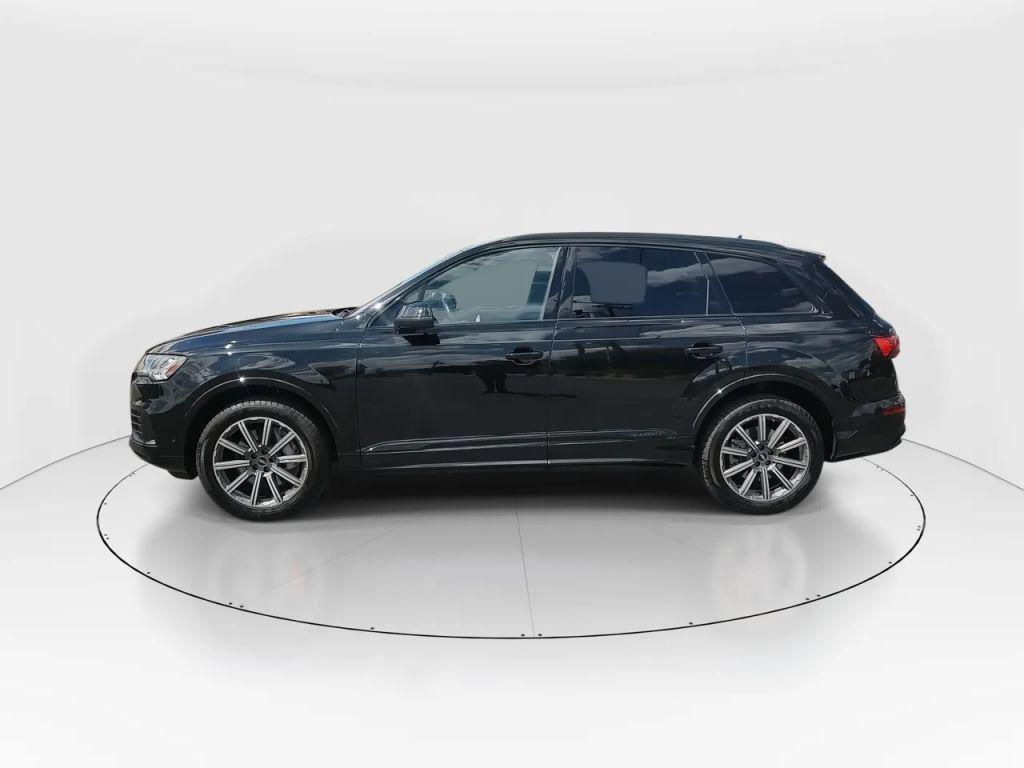 used 2022 Audi Q7 car, priced at $35,990