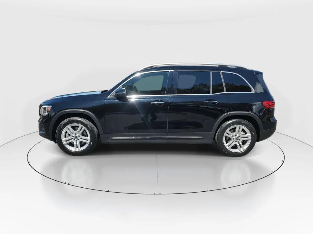 used 2021 Mercedes-Benz GLB 250 car, priced at $25,990