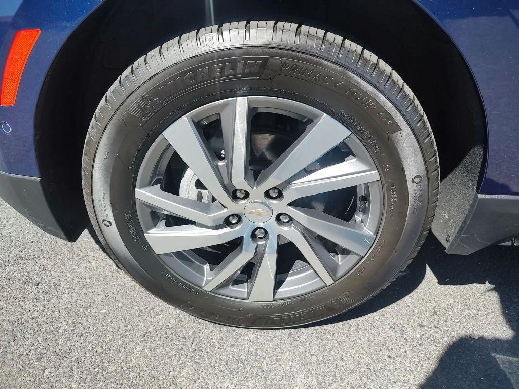 used 2023 Chevrolet Equinox car, priced at $25,693