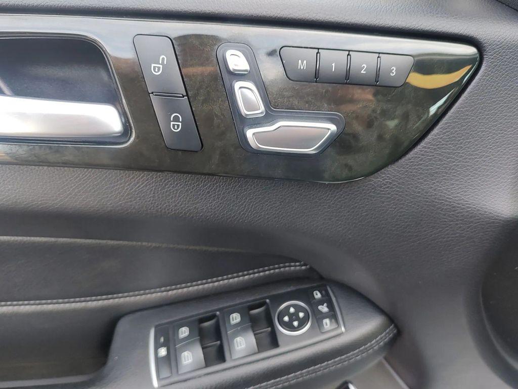 used 2019 Mercedes-Benz GLE 400 car, priced at $19,987