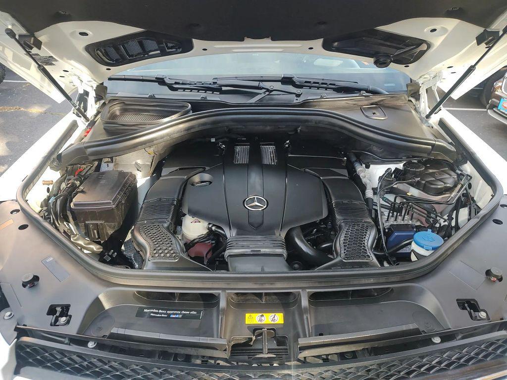 used 2019 Mercedes-Benz GLE 400 car, priced at $19,987