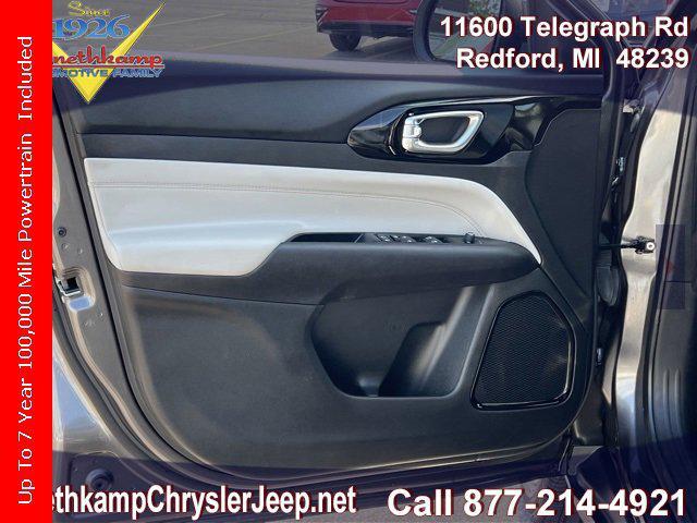 used 2022 Jeep Compass car, priced at $24,995