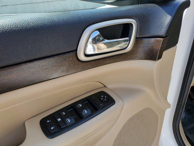 used 2014 Jeep Grand Cherokee car, priced at $13,995