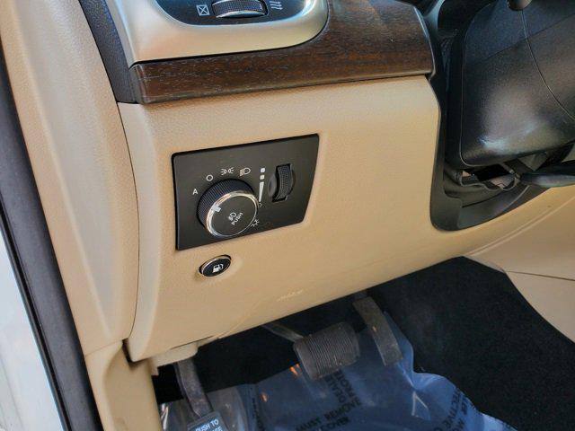 used 2014 Jeep Grand Cherokee car, priced at $13,995