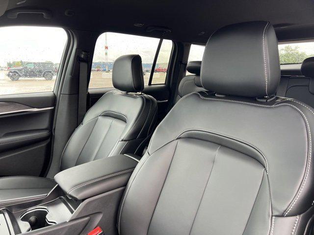 new 2025 Jeep Grand Cherokee car, priced at $46,935