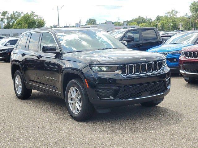 new 2024 Jeep Grand Cherokee car, priced at $44,970