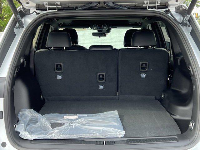 used 2025 Jeep Grand Cherokee car, priced at $43,504