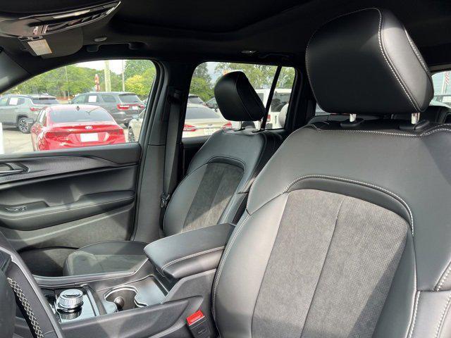 used 2025 Jeep Grand Cherokee car, priced at $43,504