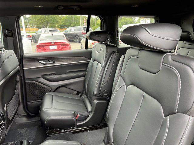 new 2025 Jeep Grand Cherokee L car, priced at $51,033