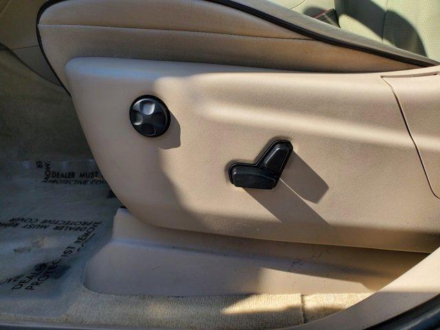 used 2015 Jeep Grand Cherokee car, priced at $14,995