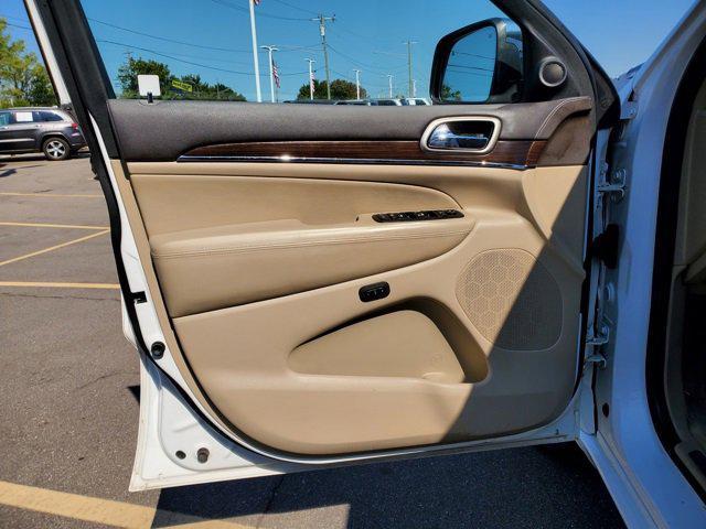 used 2015 Jeep Grand Cherokee car, priced at $14,995