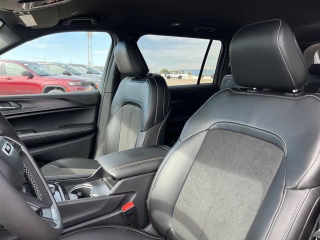 new 2025 Jeep Grand Cherokee L car, priced at $45,954