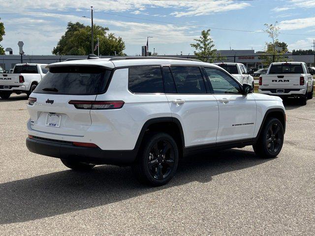 new 2025 Jeep Grand Cherokee L car, priced at $45,954
