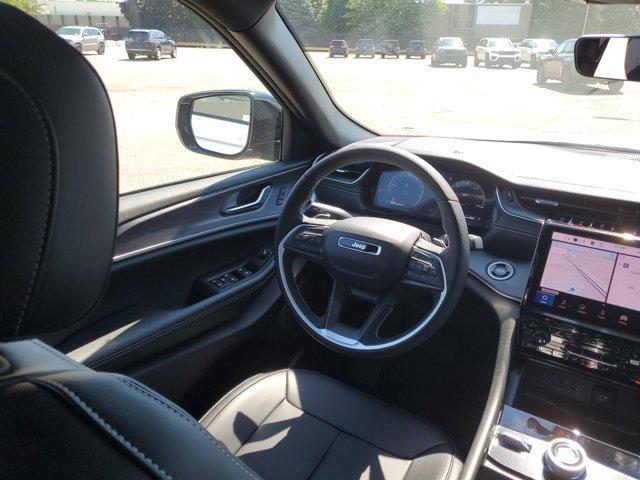 new 2025 Jeep Grand Cherokee car, priced at $50,220