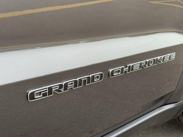 used 2021 Jeep Grand Cherokee car, priced at $23,995