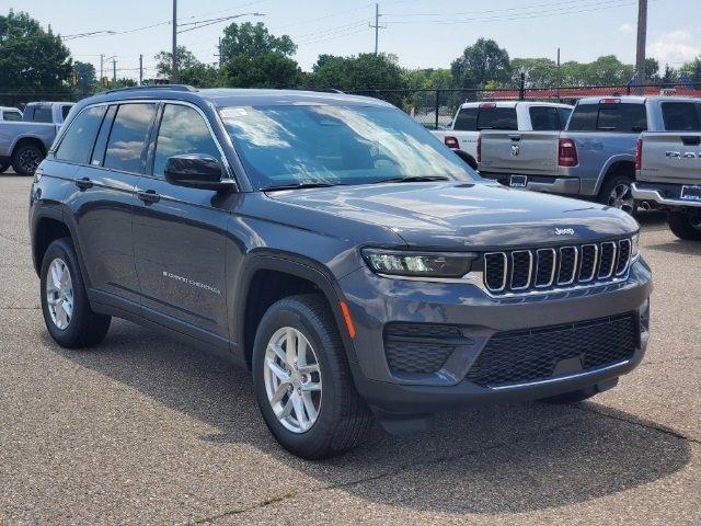 new 2024 Jeep Grand Cherokee car, priced at $44,970