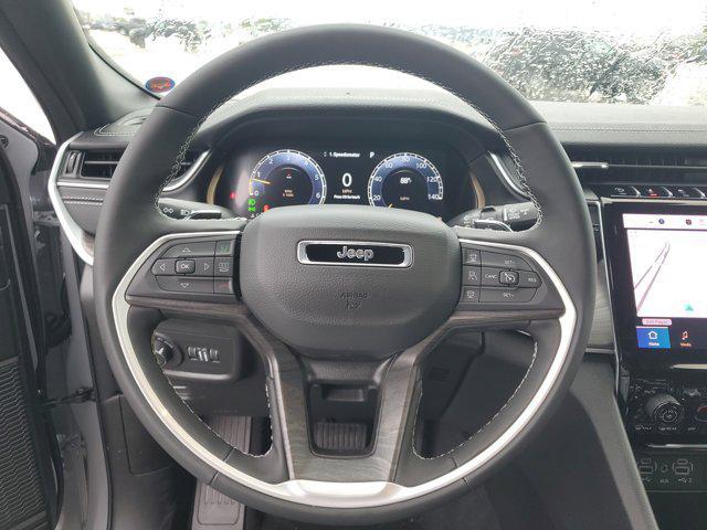 new 2025 Jeep Grand Cherokee car, priced at $50,220