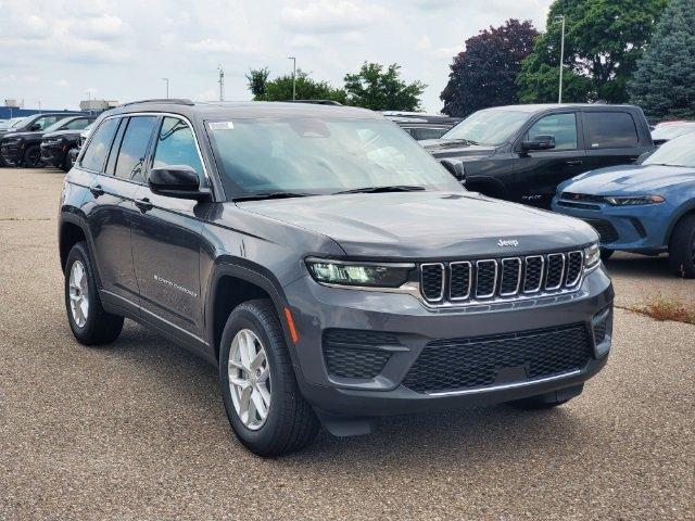 new 2024 Jeep Grand Cherokee car, priced at $44,970