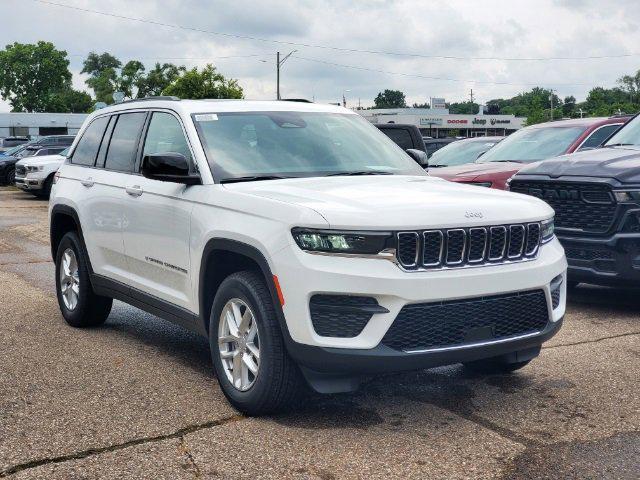 new 2024 Jeep Grand Cherokee car, priced at $44,375