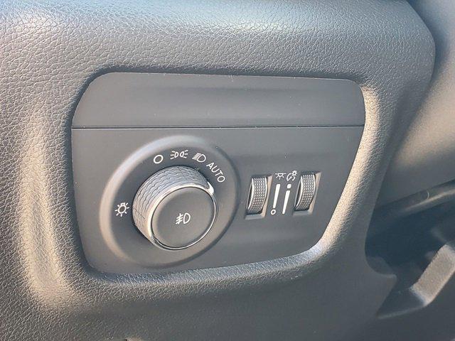 new 2025 Jeep Grand Cherokee car, priced at $47,495