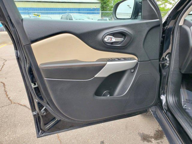 used 2018 Jeep Cherokee car, priced at $20,995