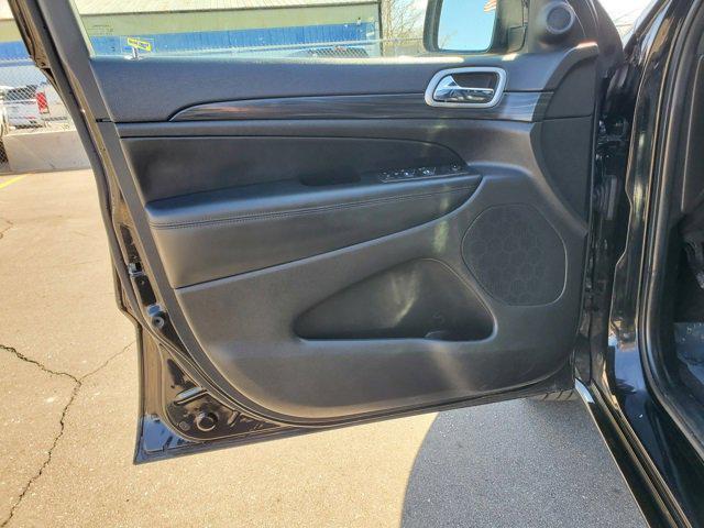 used 2022 Jeep Grand Cherokee car, priced at $30,995