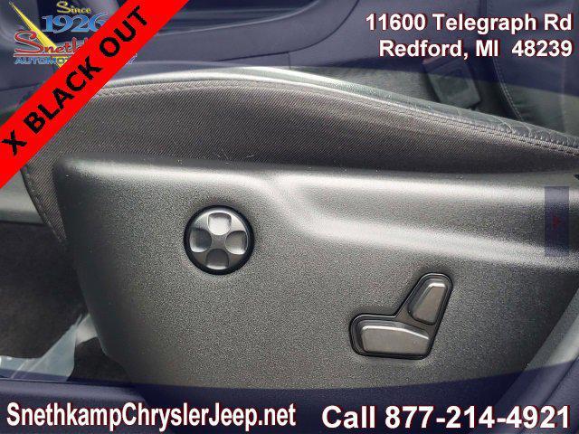 used 2021 Jeep Grand Cherokee car, priced at $30,995