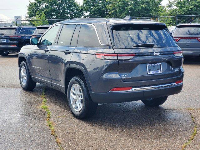 new 2024 Jeep Grand Cherokee car, priced at $44,970