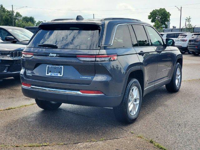 new 2024 Jeep Grand Cherokee car, priced at $44,970