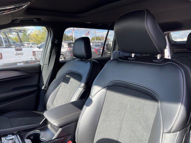 new 2025 Jeep Grand Cherokee L car, priced at $44,975