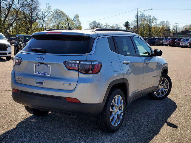 new 2024 Jeep Compass car, priced at $34,085