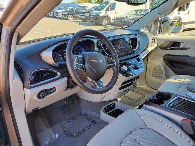 used 2018 Chrysler Pacifica car, priced at $17,495