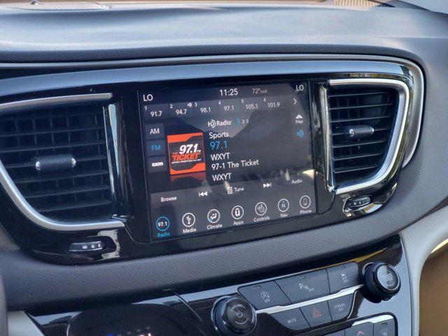 used 2018 Chrysler Pacifica car, priced at $17,495