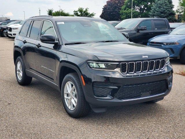 new 2024 Jeep Grand Cherokee car, priced at $43,175