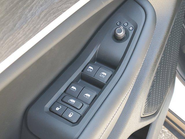 new 2025 Jeep Grand Cherokee L car, priced at $51,625