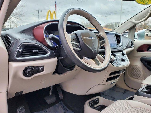 used 2020 Chrysler Pacifica car