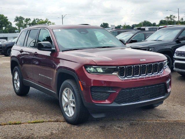 new 2024 Jeep Grand Cherokee car, priced at $44,970