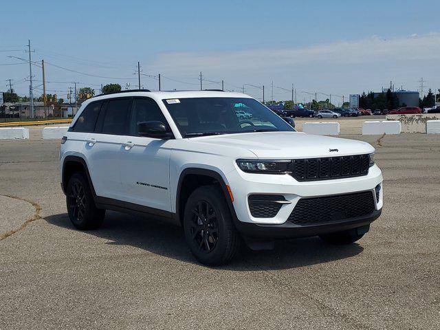 new 2025 Jeep Grand Cherokee car, priced at $46,135