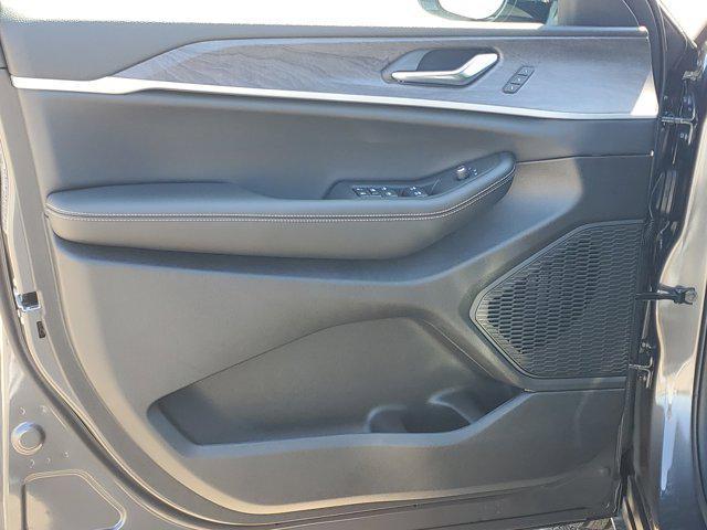 new 2025 Jeep Grand Cherokee L car, priced at $54,835