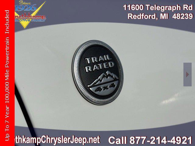 used 2021 Jeep Grand Cherokee car, priced at $25,745