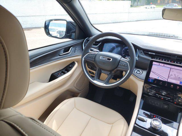 new 2025 Jeep Grand Cherokee car, priced at $52,735