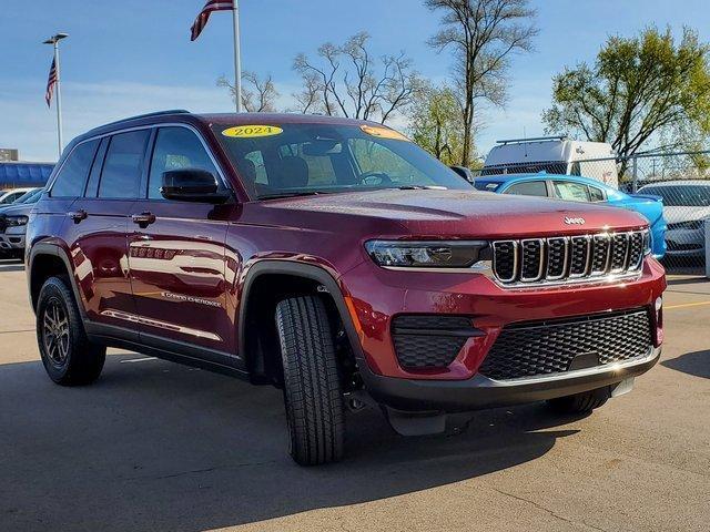 used 2024 Jeep Grand Cherokee car, priced at $42,995