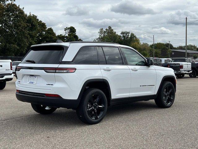 new 2025 Jeep Grand Cherokee car, priced at $46,545