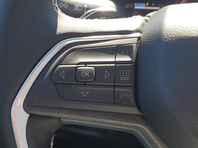 new 2025 Jeep Grand Cherokee car, priced at $52,735