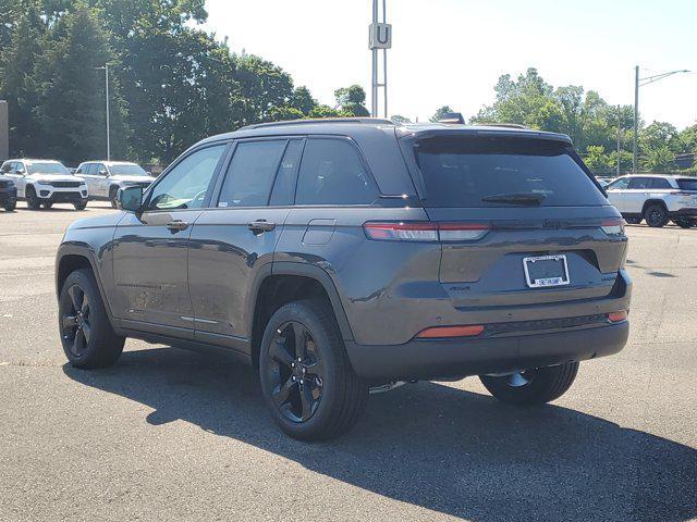 new 2025 Jeep Grand Cherokee car, priced at $52,735