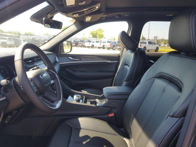 new 2025 Jeep Grand Cherokee car, priced at $52,735